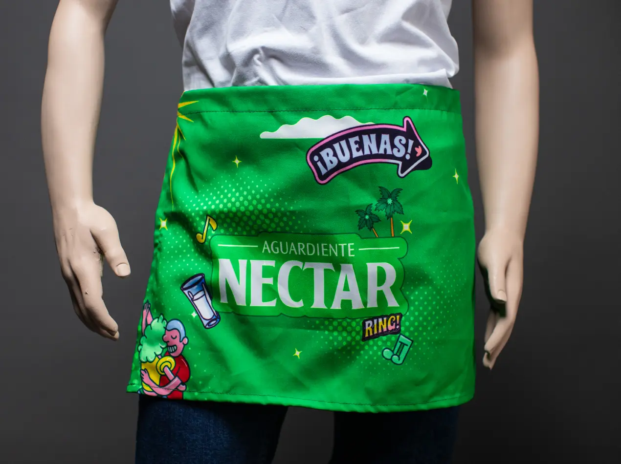 Delantales promocionales desarrollados para Aguardiente Néctar